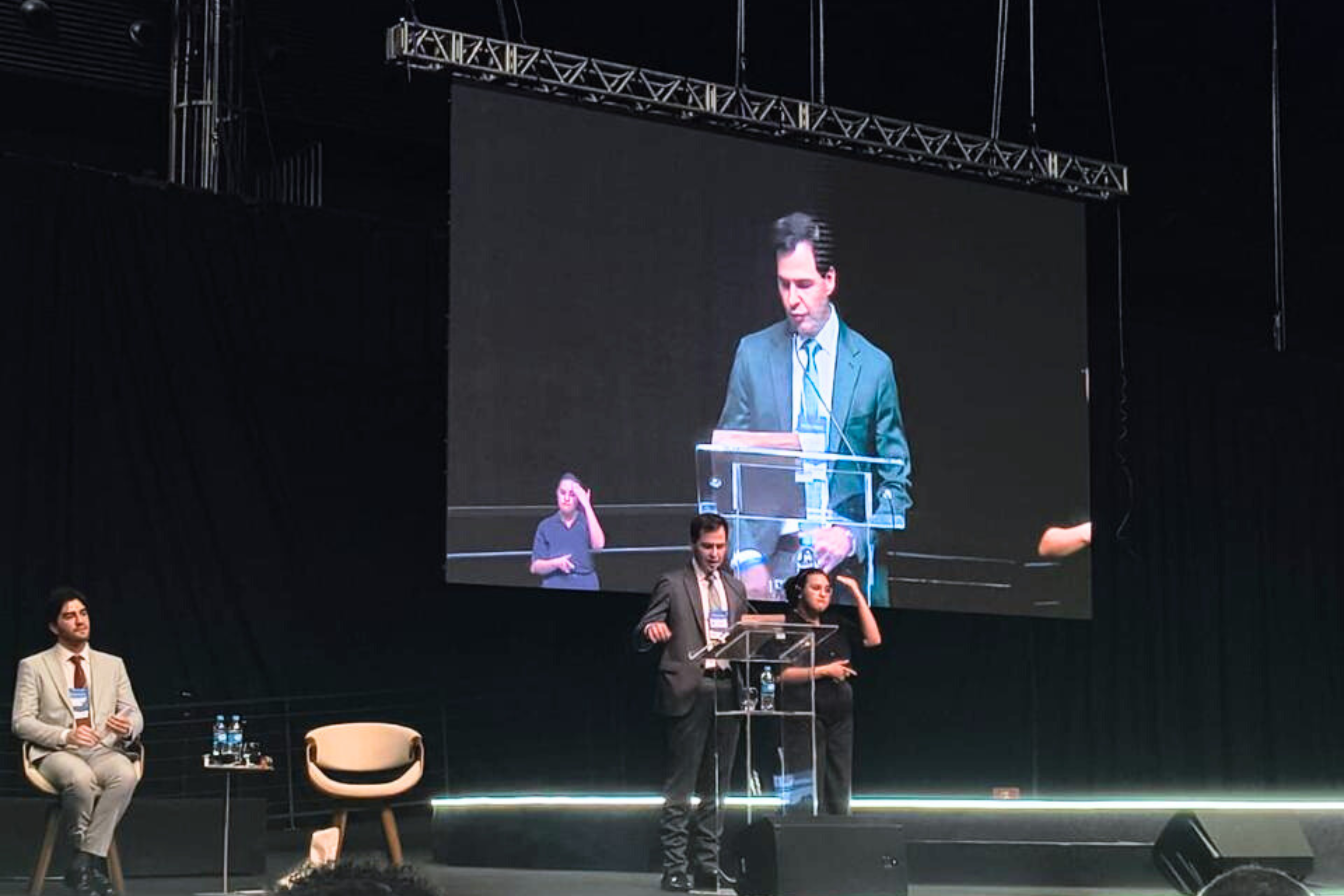 Diretores executivos da Ampcon reforçam presença institucional no 39º Congresso Brasileiro de Direito Administrativo