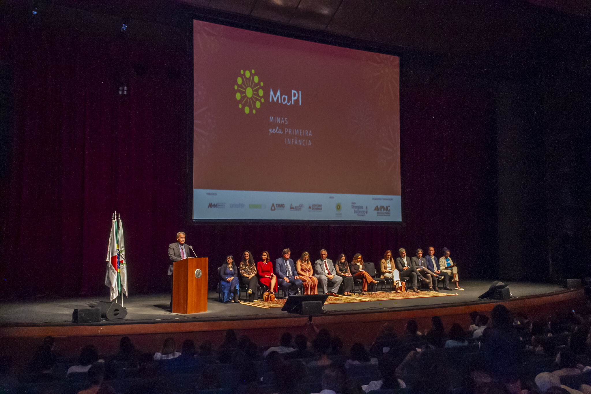 54914811044 7f9bf16736 k